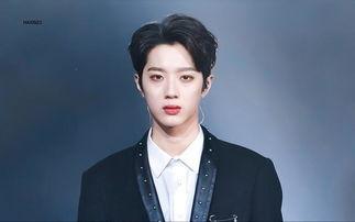 娱乐吃瓜君赖冠霖,娱乐吃瓜界的“瓜王”崛起之路